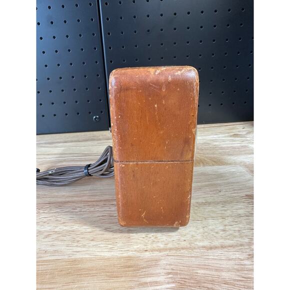 Vintage 1947 General Electric Wood Alarm Clock Model 7H140 Square 5" WORKS! - Picture 2 of 6